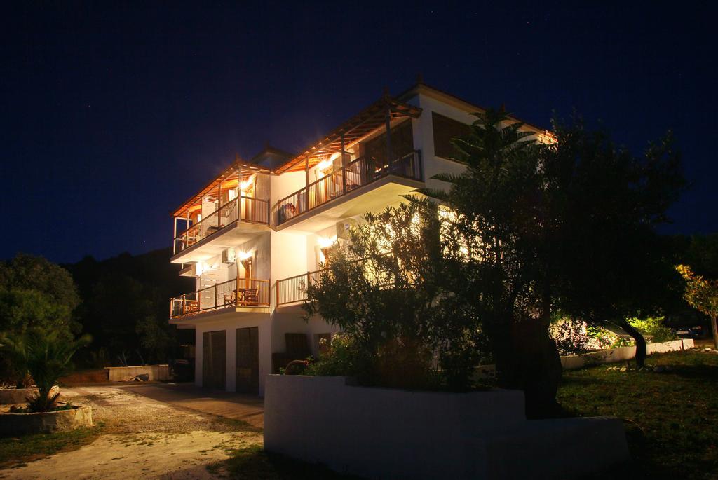סקופלוס טאון Giasemi Apartments מראה חיצוני תמונה