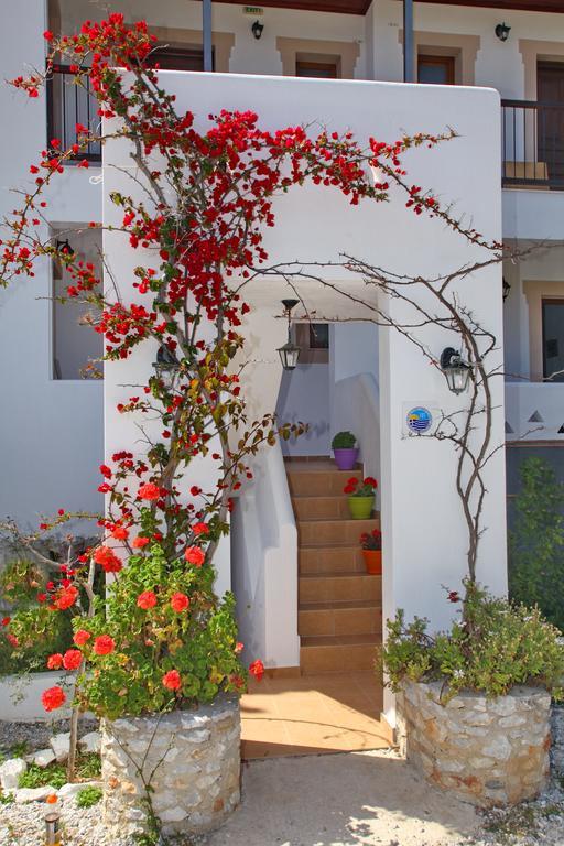 סקופלוס טאון Giasemi Apartments מראה חיצוני תמונה