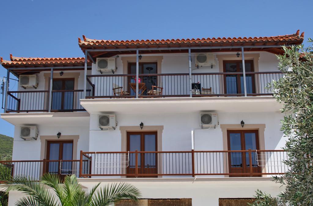 סקופלוס טאון Giasemi Apartments מראה חיצוני תמונה