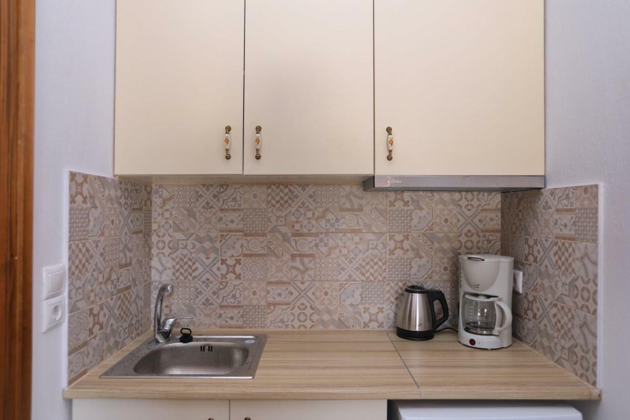 סקופלוס טאון Giasemi Apartments מראה חיצוני תמונה