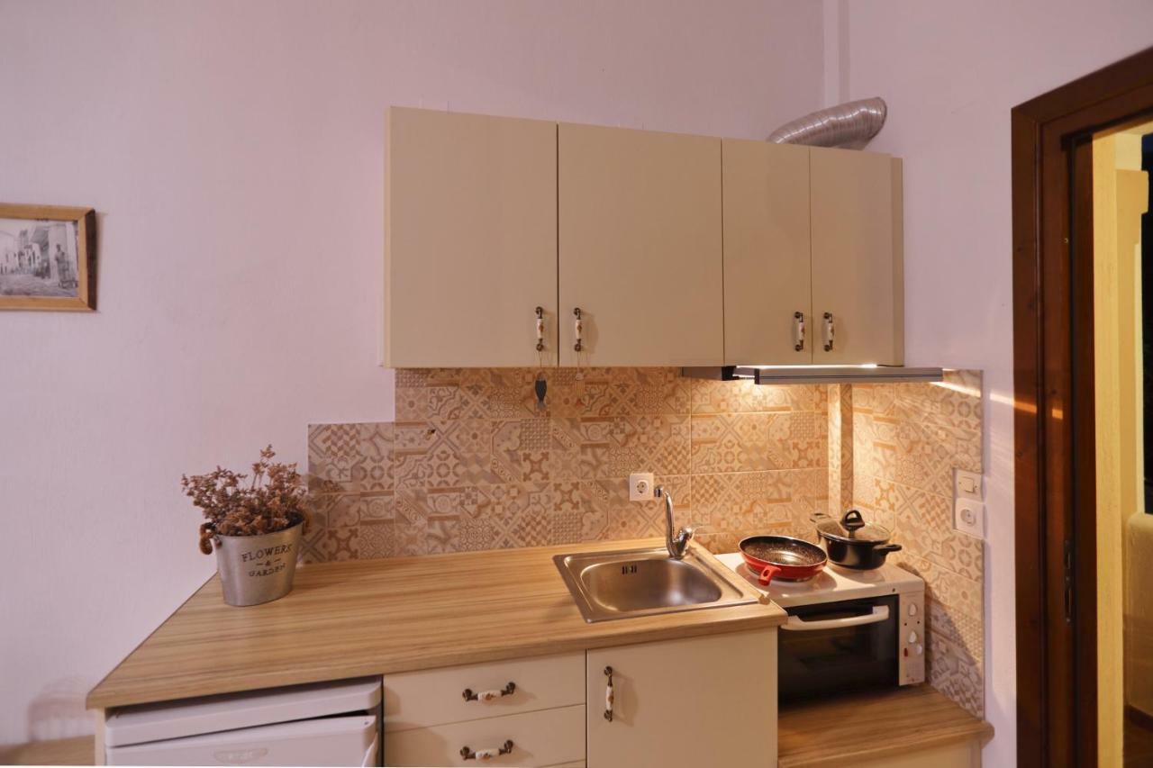 סקופלוס טאון Giasemi Apartments מראה חיצוני תמונה